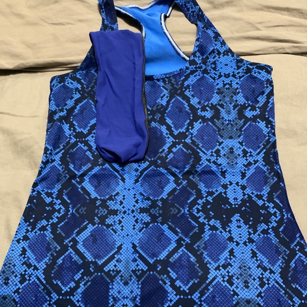 NWOT Lululemon Tank and Headband (8)